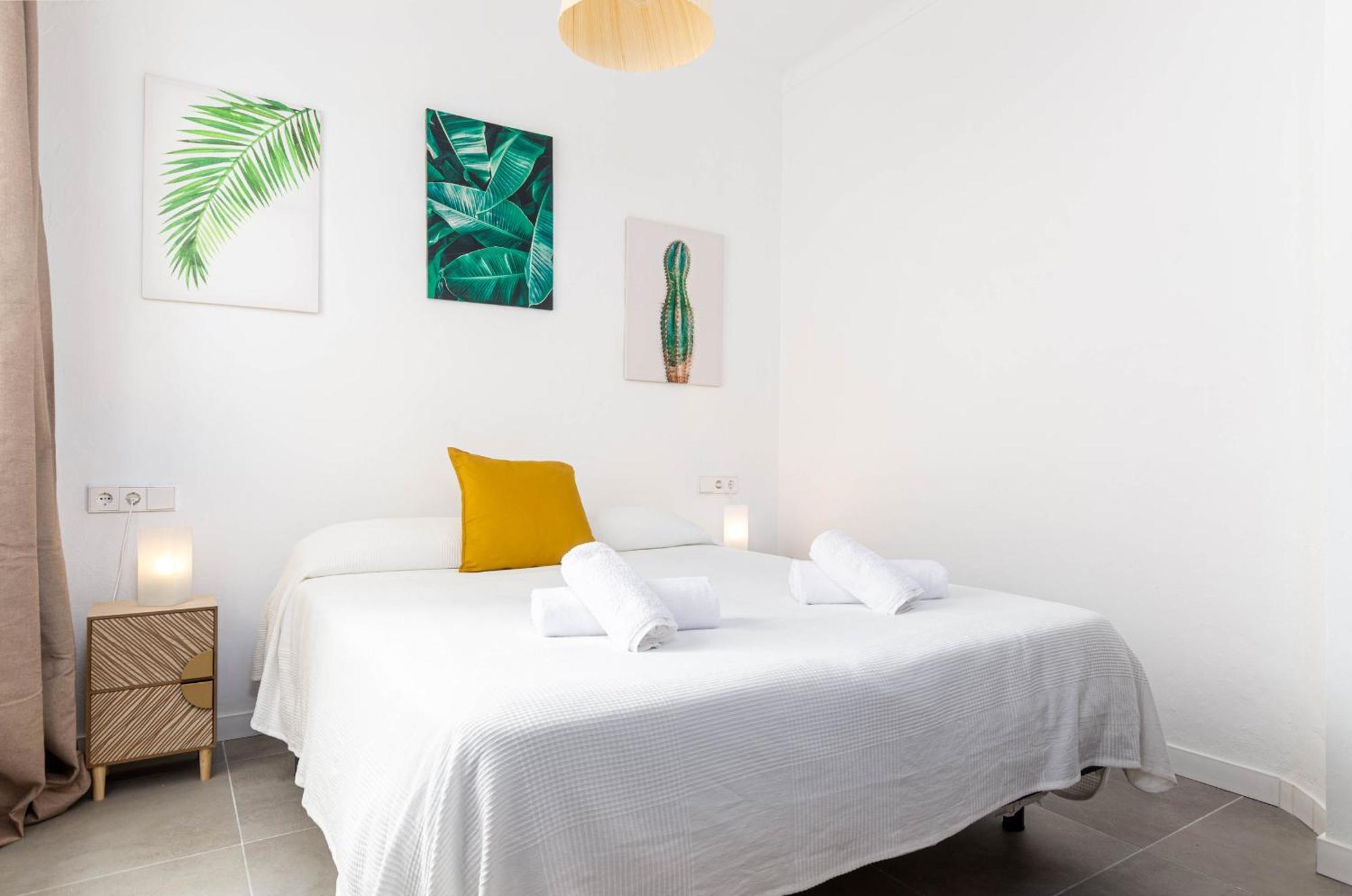 Yourhouse Monges Apartment With Balcony カン・ピカフォルト エクステリア 写真