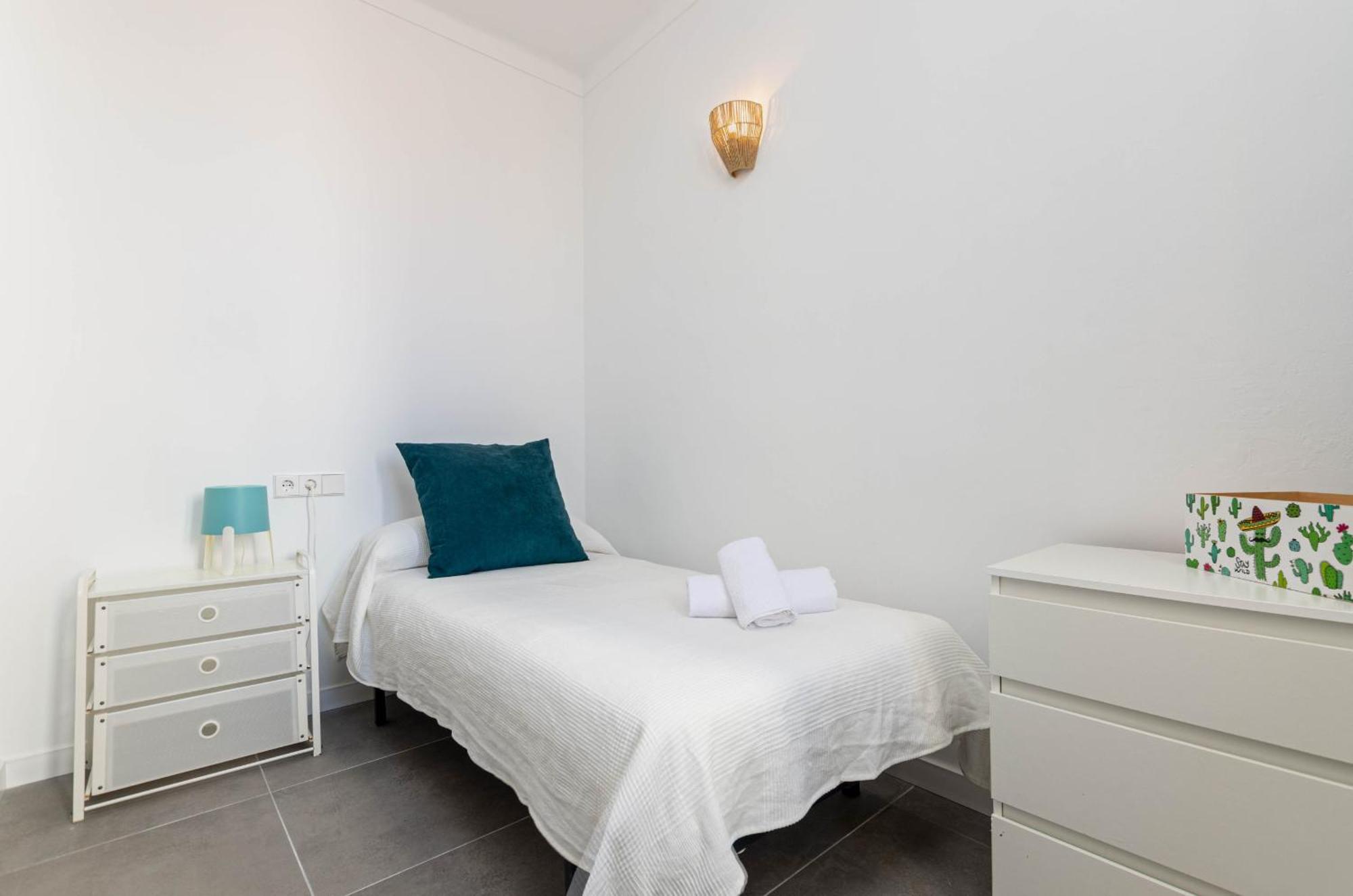 Yourhouse Monges Apartment With Balcony カン・ピカフォルト エクステリア 写真