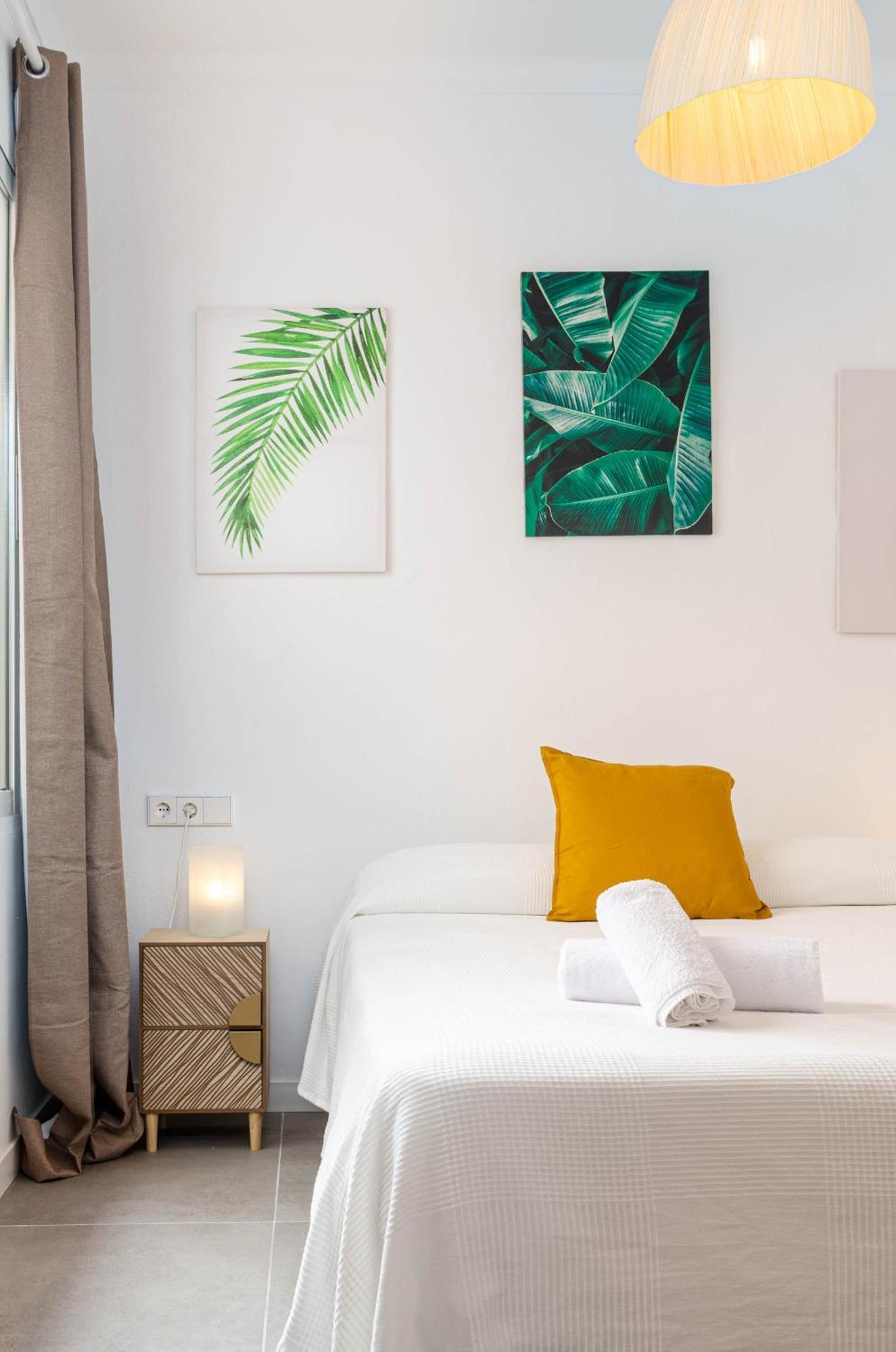 Yourhouse Monges Apartment With Balcony カン・ピカフォルト エクステリア 写真